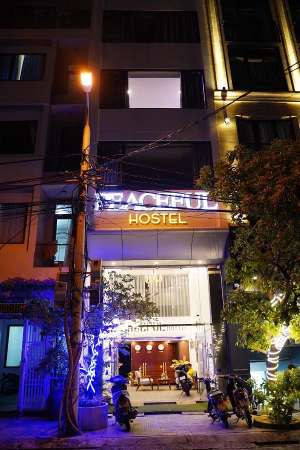 Khach San Gia Tot Da Nang Peaceful Hostel Экстерьер фото